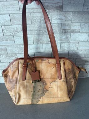 Alviero Martini Vintage Map Print Women’s Tote Bag in Tan and Brown